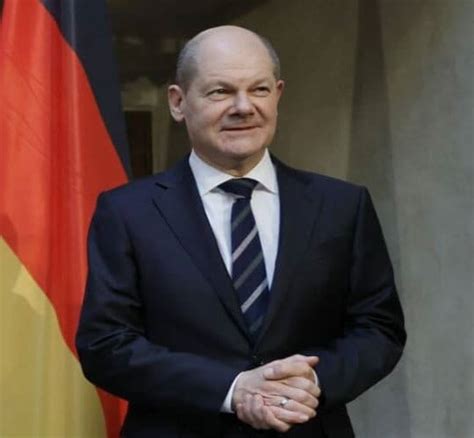 Germany Suspends Nord Stream 2 Gas Pipeline | Newsmax.com