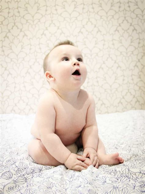 Baby Poop Explodes 的图像结果