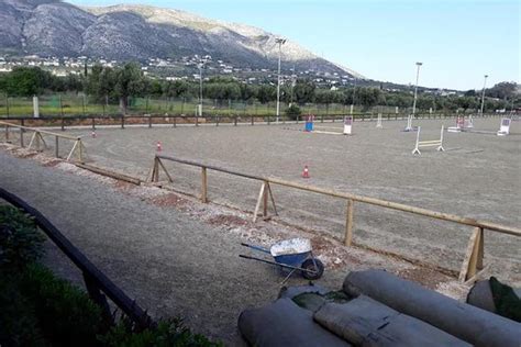 St. George Ιππικός Όμιλος - Kalyvia Thorikou | Tripadvisor