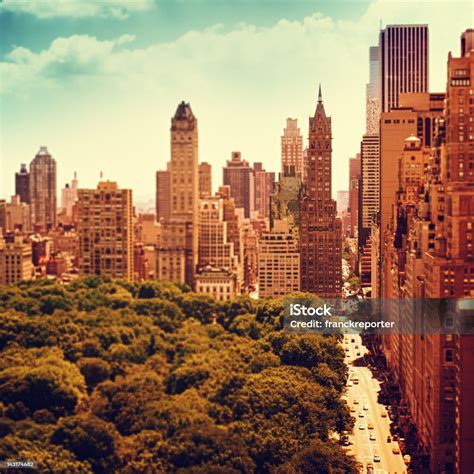 Central Park And 59th Street In Manhattan Stock Photo - Download Image ...