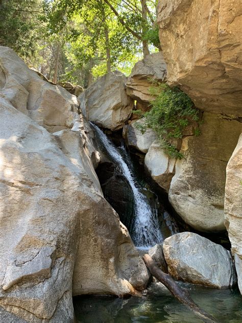 Hiking The Heart Rock Trail To The Waterfall (Lake Arrowhead Area, CA ...