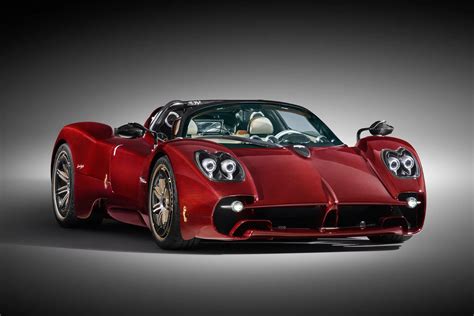Pagani Utopia Roadster arrives as 852-hp drop-top with manual transmission