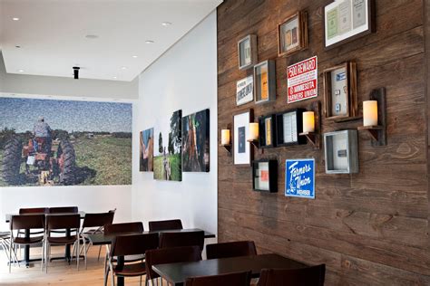 Farmers Kitchen + Bar Opens Downtown With a Burst of Locally Sourced ...