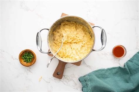 Cheesy Ramen Noodles Recipe | FishAndMeat