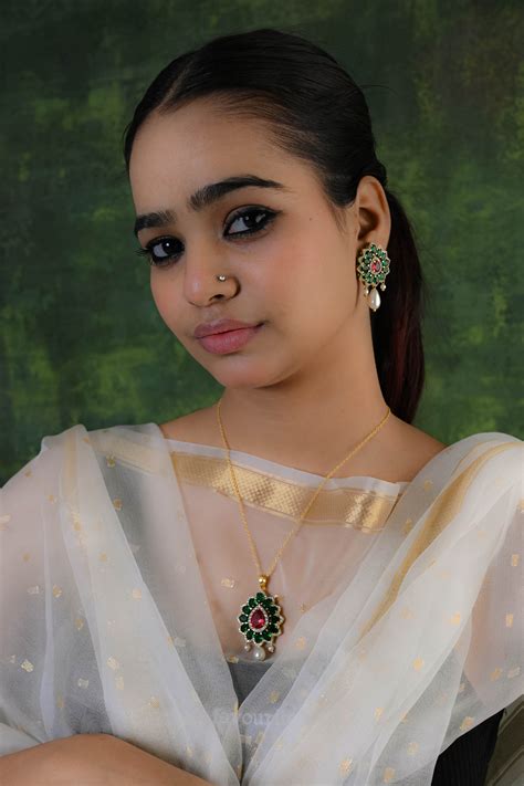 Mahnoor Pendant Necklace Set: Timeless Elegance By Totapari Jewellery