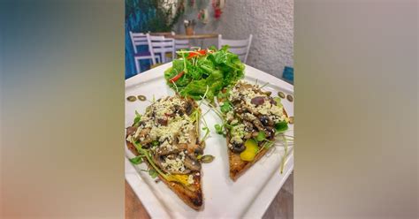 Eat Guilt-Free At This Salad Bar In Juhu | LBB