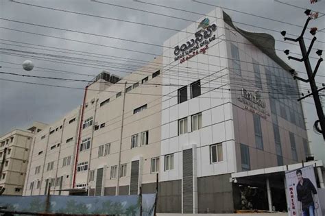 Rainbow Children's Hospital & BirthRight, Currency Nagar, Vijayawada ...
