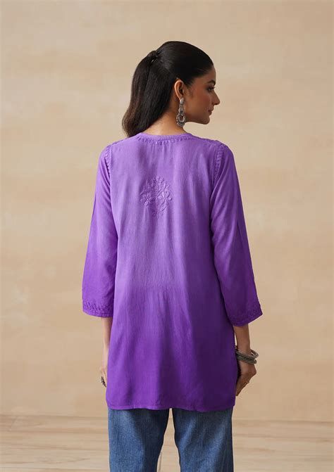 Nayab Rayon Ombre Short Chikankari Kurti – The Lucknowi Chikan