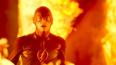 The Flash: 10 Major Flaws Of The Show That Fans Chose To Ignore
