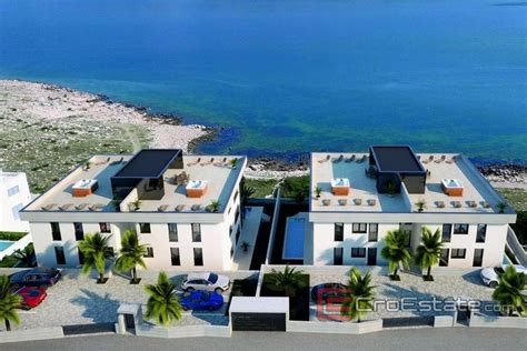 Hrvatska,Zadar - Penthouse s bazenom, prvi red do mora