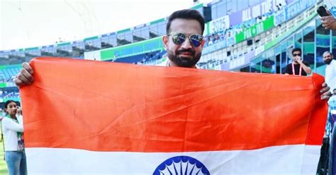 How Irfan Pathan Silenced Afridi During Pakistan Tour - Rediff Cricket