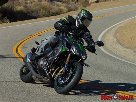 Kawasaki Z1000 price, specs, mileage, colours, photos and reviews ...