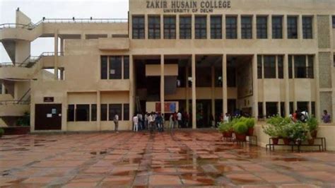39 Assistant Professor posts vacant at Zakir Husain Delhi College ...
