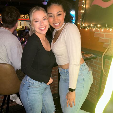 Isabella Maria DeLuca and Jesus Flores Castaño's Wedding Website