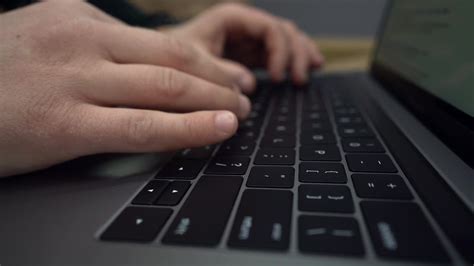 Computer Tipping 的图像结果