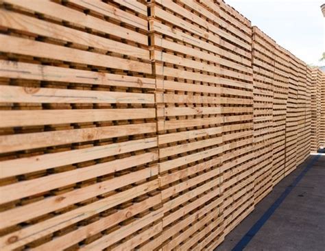 Akash Indsustries : Manufacturer of Pine Wood Pallets, Pine Wood Planks ...