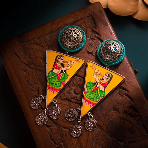 "Mendhika" Hand-painted Earring – BUTTERFLY TREE