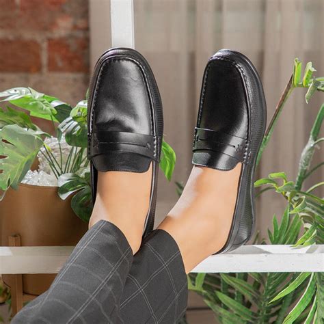 Buy Black Men's Loafers & Moccasins - The Yolof Black | Tresmode