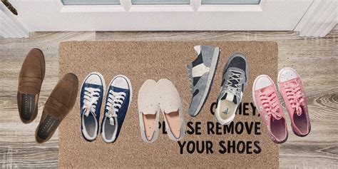 Wearing Shoes 的图像结果