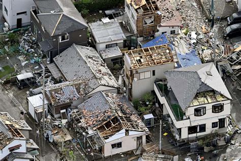 台風15号通過の静岡で突風「竜巻」か 40棟が全半壊し20人超けが、トレーラー横転（写真・画像 1/2） - 産経ニュース