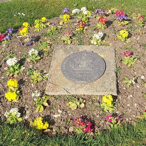 DIAMOND JUBILEE 2012 COMMEMORATION STONE (2025) All You Need to Know ...