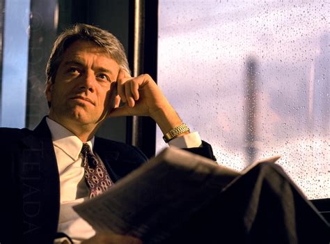 Business Person Potrait 的图像结果