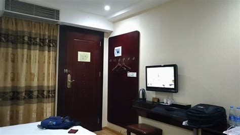 JIANGYUE HOTEL GUANGZHOU CHANGSHOU - Motel Reviews, Photos, Rate ...