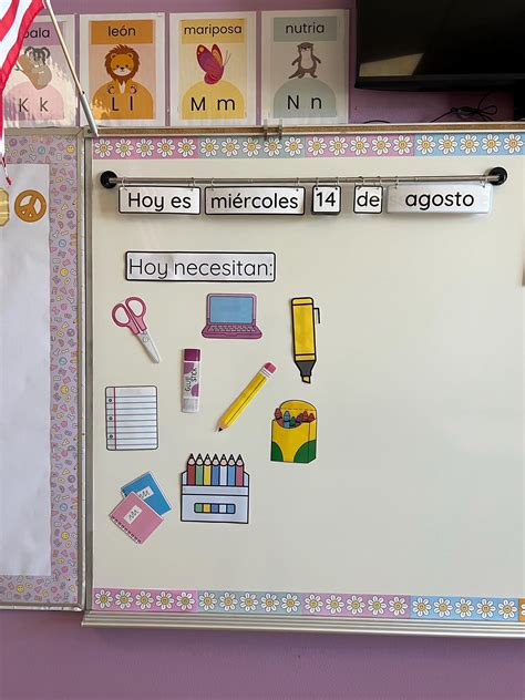 Classroom Flip Calendar in Spanish - Calendario Para Salon De Clase ...