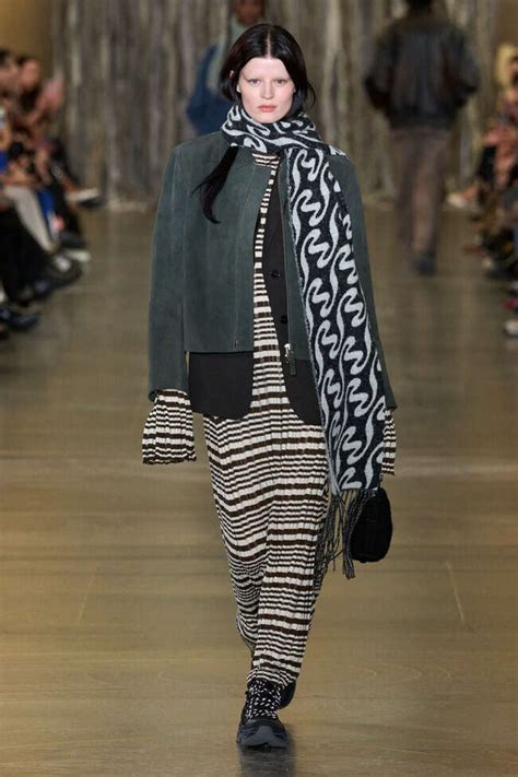 Print Party: Unleash Your Inner Bohemian with Mixed Patterns | Grazia India