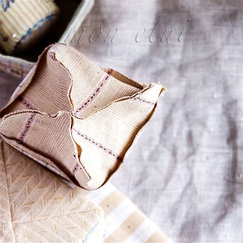 Fabric Boxes Tutorial 的图像结果