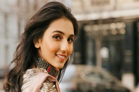 Inspirational Stories: From Blogger to Runway Star! Know The Remarkable ...