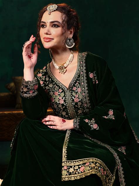 Buy Green Embroidered Velvet Straight Suit With Dupatta Online at Rs ...