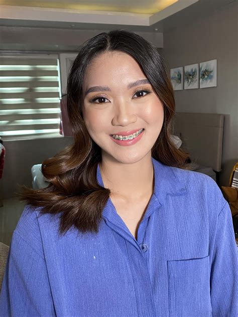 Why does make-up make me look bad? I had my make-up done by HMUAs ...