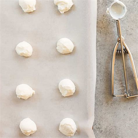 How Long Does Greek Yogurt Last In The Freezer?