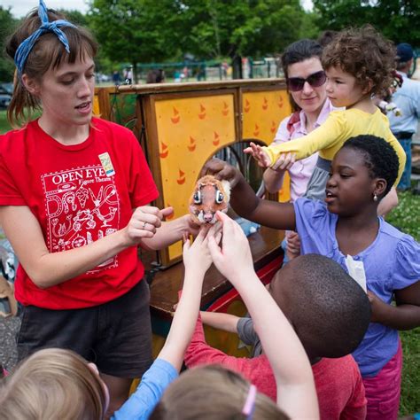 Open Eye Theatre Driveway Tour - Thrifty Minnesota