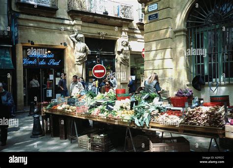 Outdoor Market 的图像结果