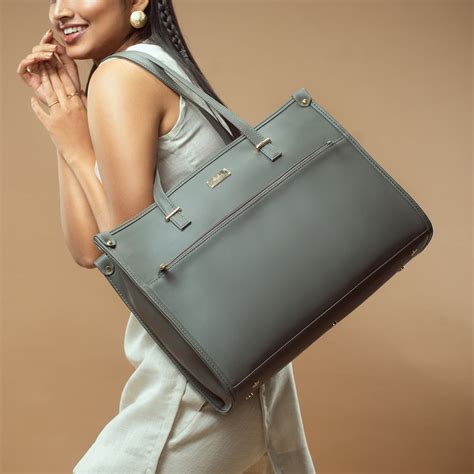 Box Tote Bags – Strokes by Namrata Mehta