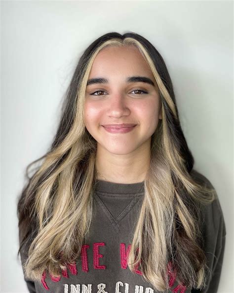 35+ Show Stopping Ideas For Blonde Bangs On Brown Hair