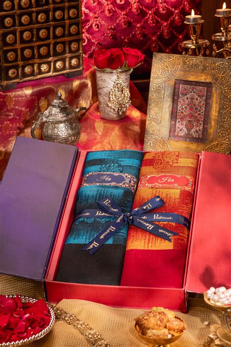 Pashtush His And Her Set Of Ikkat Design Stoles With Premium Gift Box ...