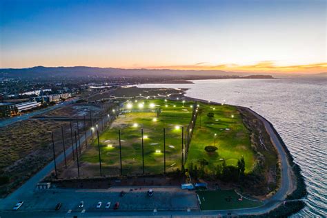Mariner’s Point Golf Center - SimplyLEDS