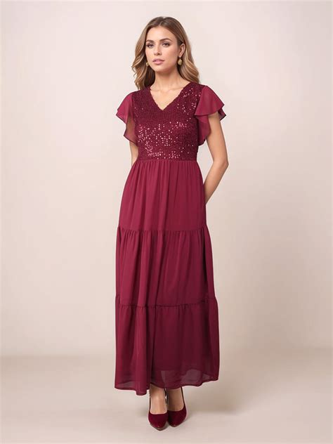 Buy latest dresses for women | stylish dresses for women start at Rs2000