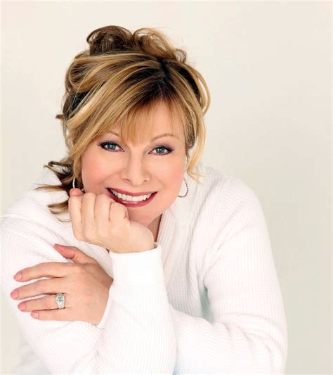 Jennie Jones's Instagram, Twitter & Facebook on IDCrawl