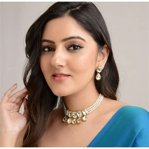 Buy LAIDA Gold-Plated Stone-Studded & Artificial Beaded Jewellery Set ...