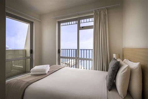 AUCKLAND HARBOUR SUITES - Hotel Reviews, Photos, Rate Comparison ...