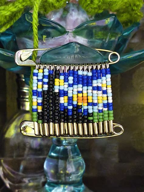 Starry Night Beaded safety pins charm in 2025 | Easy diy jewelry ...