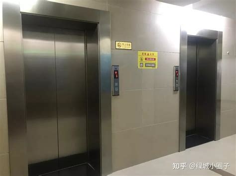 电梯平层入户比错层入户多20万，差别这么大吗？真不知道装哪个_腾讯新闻