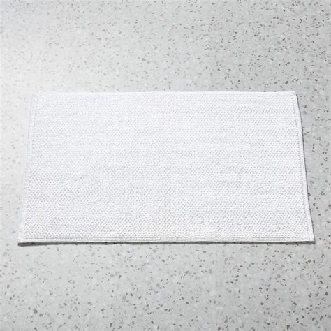 Arlow Organic Cotton White Bath Mat 24"x36" + Reviews | CB2
