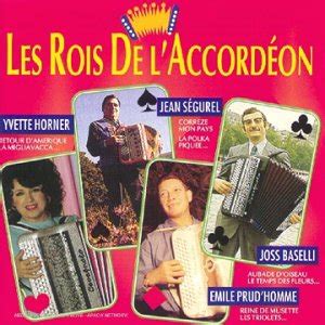 Les Rois De L'accord+on: Yvette Horner & J Segurel: Amazon.in: Music}