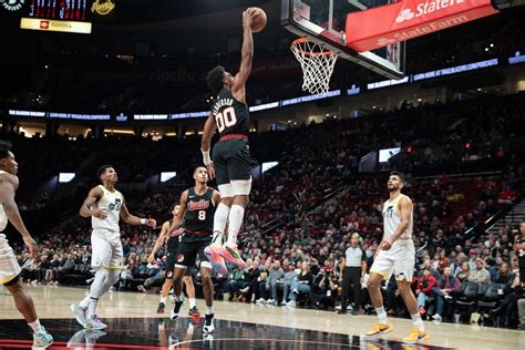 PHOTOS » Trail Blazers vs. Jazz on December 14, 2023 Photo Gallery ...