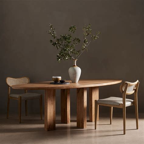 23 oval dining tables for every design style – Artofit